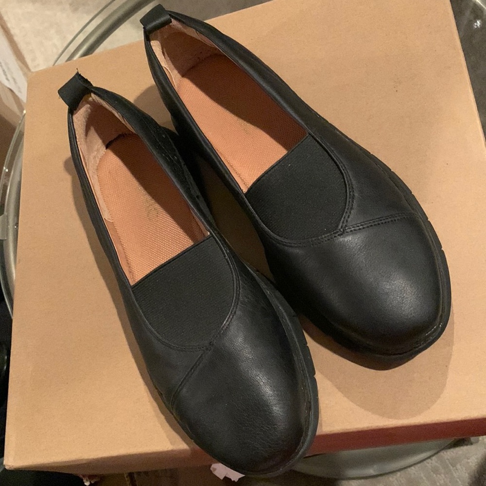 Vionic Linden slip-on